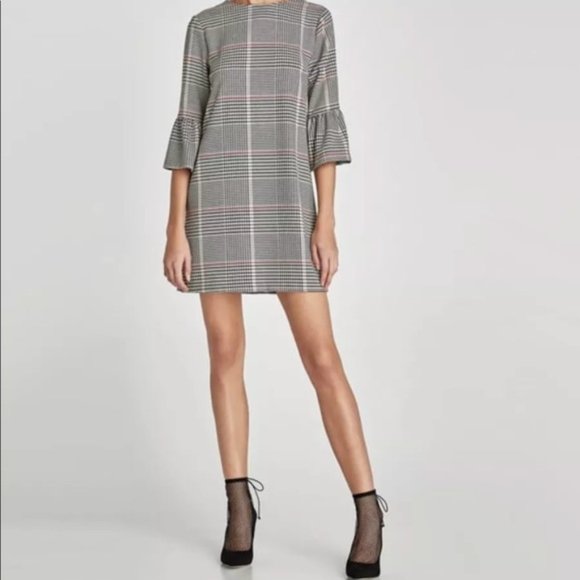 Mesh Heels - Picture 3 of 7